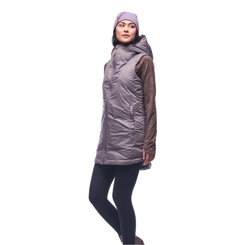 Women's Wisteria/Pink Hooded Puffer Vest - Picture 2 of 3